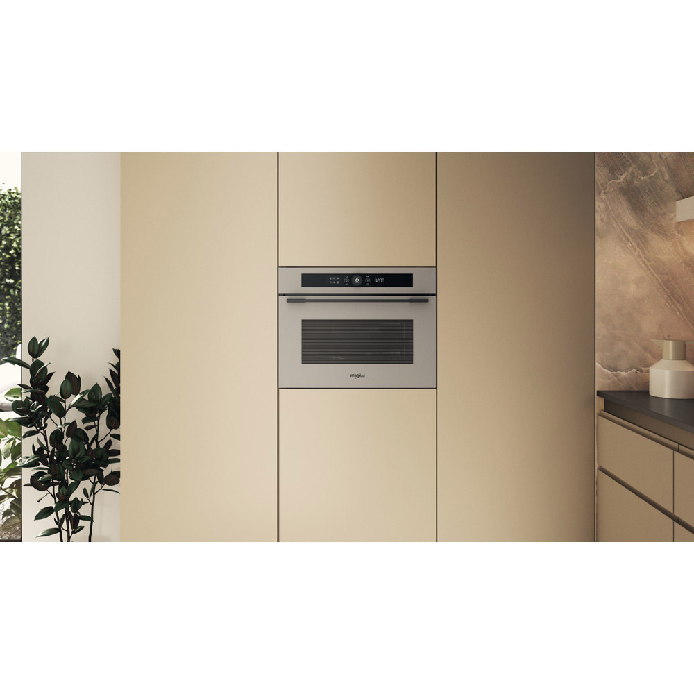 Встраиваемая микроволновая печь WHIRLPOOL WMW57DHME Комплектация противень