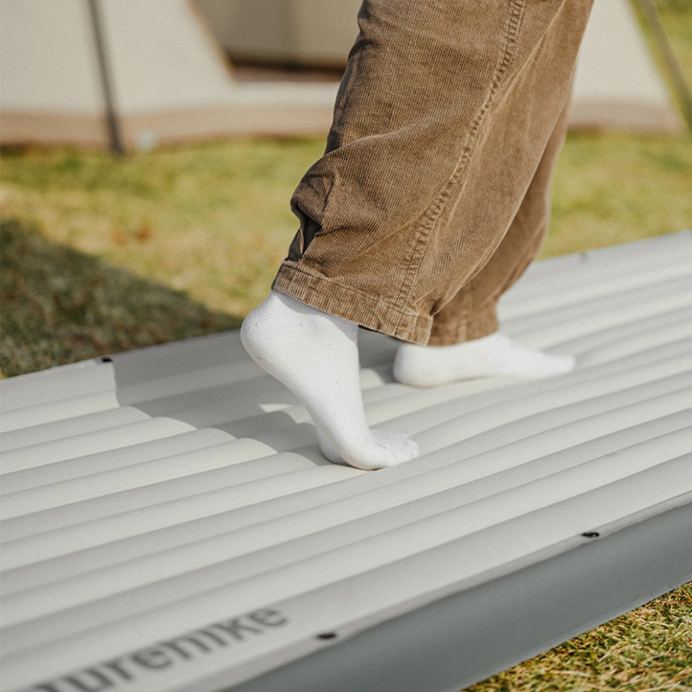 Покупка Матрац надувний NATUREHIKE CNK2450WS035 95 мм білий (6927595796962)