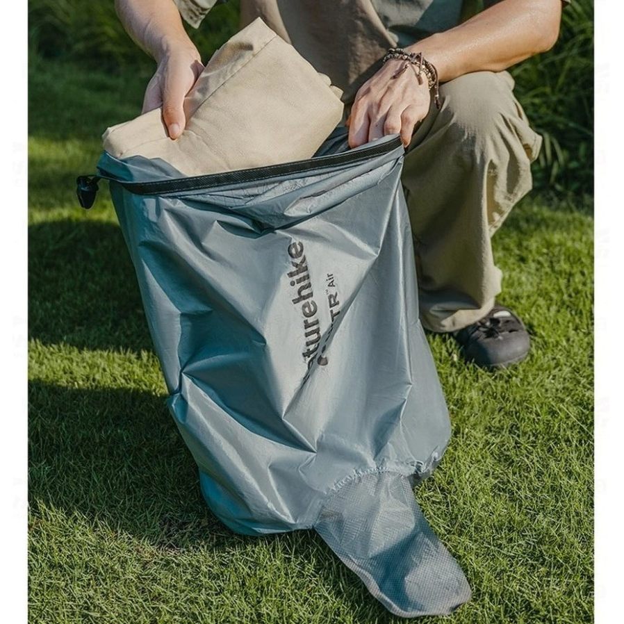 Зображення Мішок NATUREHIKE для надування матраців CNK2450PJ013 сірий (6927595793909)