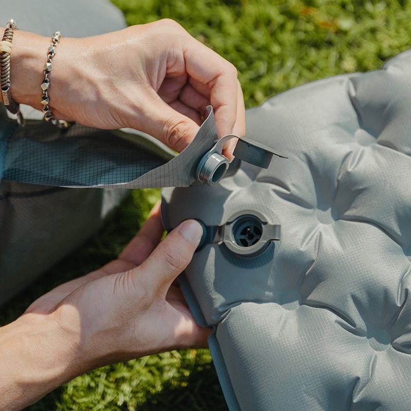 Зовнішній вигляд Мішок NATUREHIKE для надування матраців CNK2450PJ013 сірий (6927595793909)