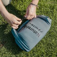 Мішок NATUREHIKE для надування матраців CNK2450PJ013 сірий (6927595793909)