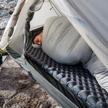 Надувной матрас NATUREHIKE CNH22DZ018 183 см Gray (6975641888482)