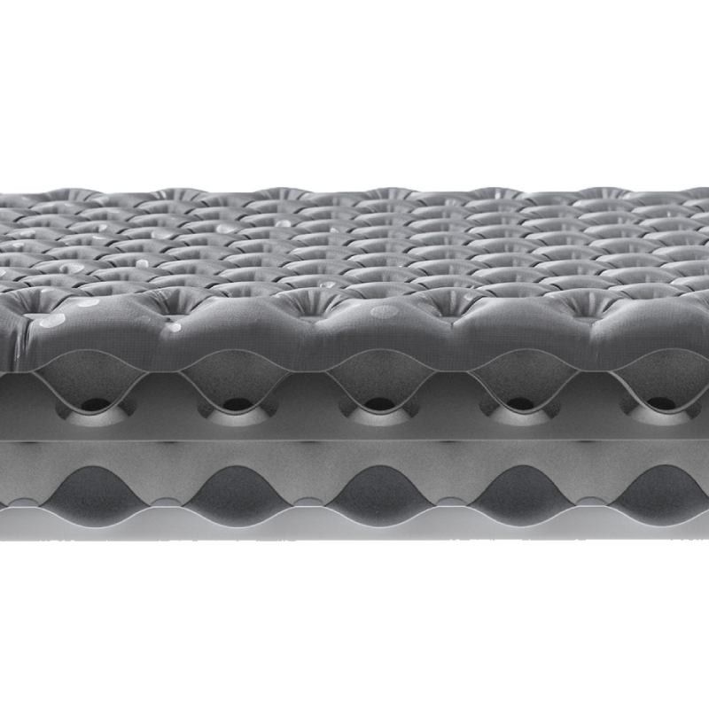 Надувной матрас NATUREHIKE CNH22DZ018 183 см Gray (6975641888482) Размеры сдутого матраса 100 х 180