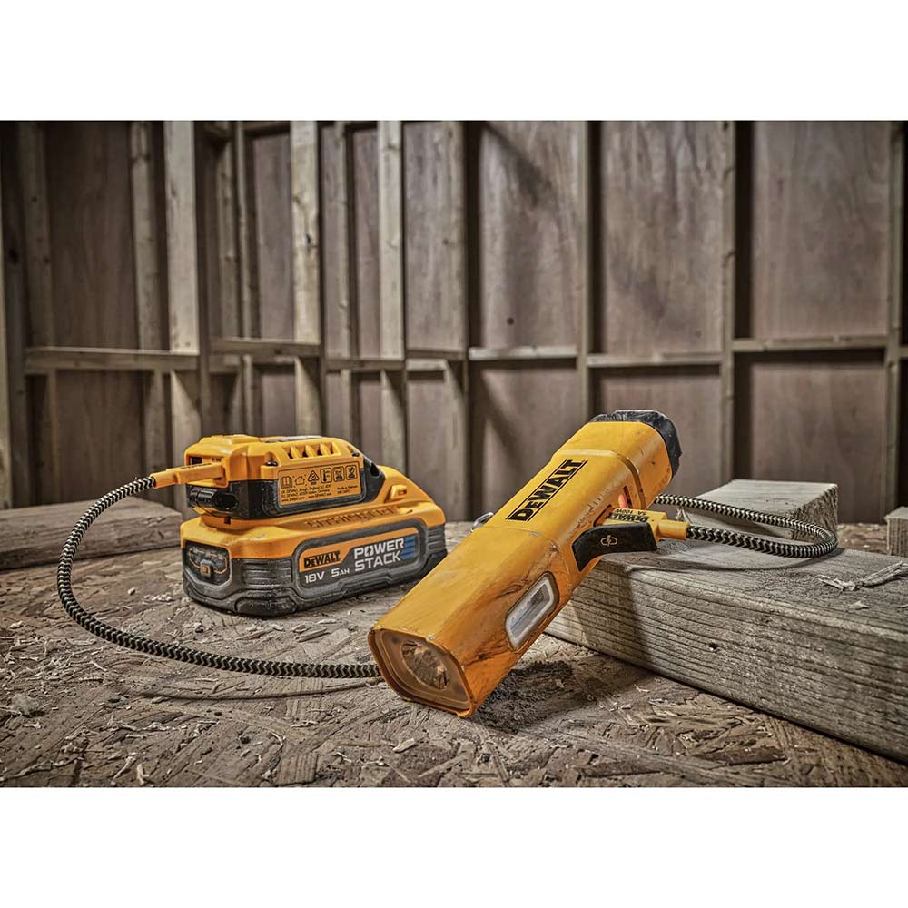 Зовнішній вигляд Ліхтар DEWALT DCL183