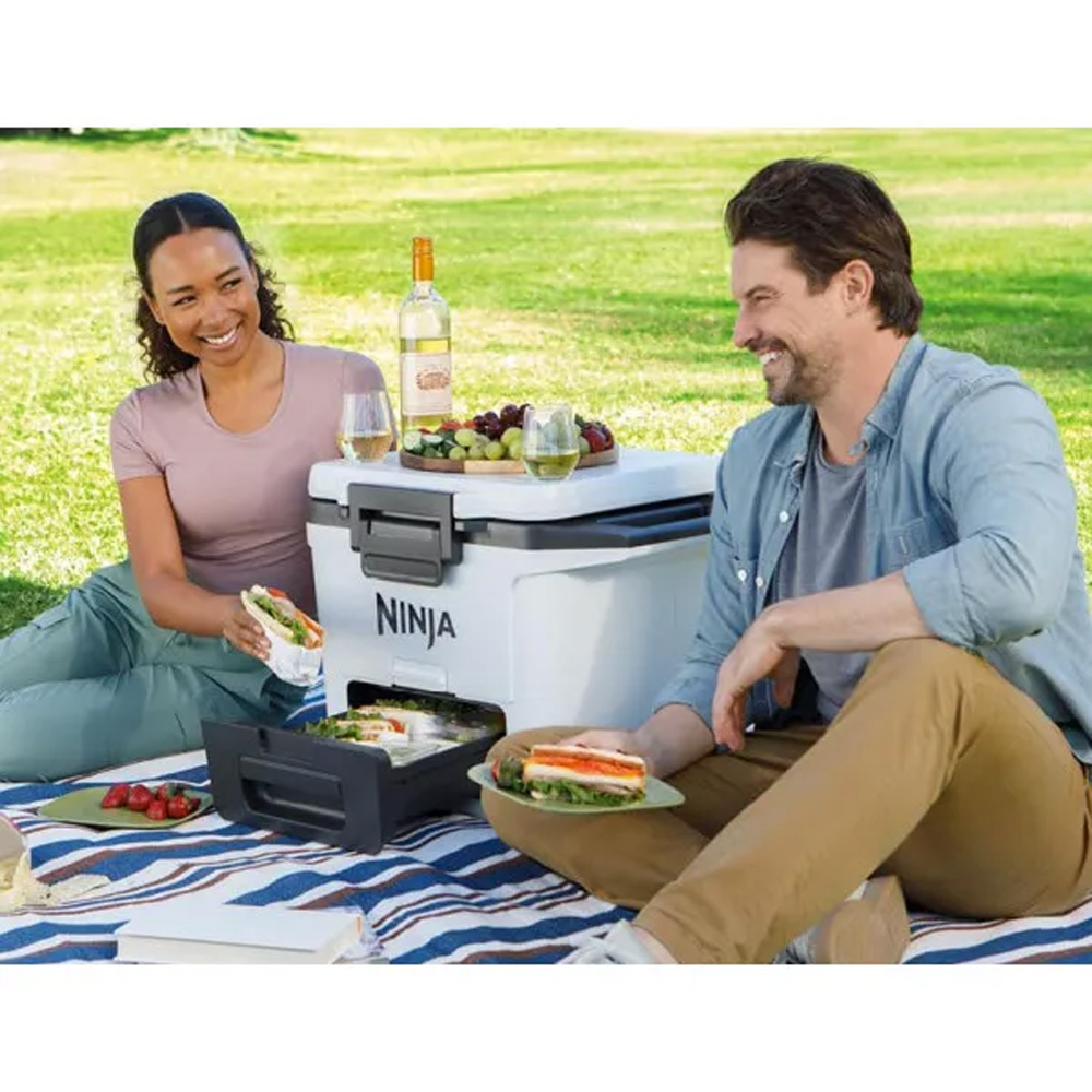 Термобокс NINJA FrostVault 28L Hard Cooler Cloud White (FB131EUWH) Об'єм 28