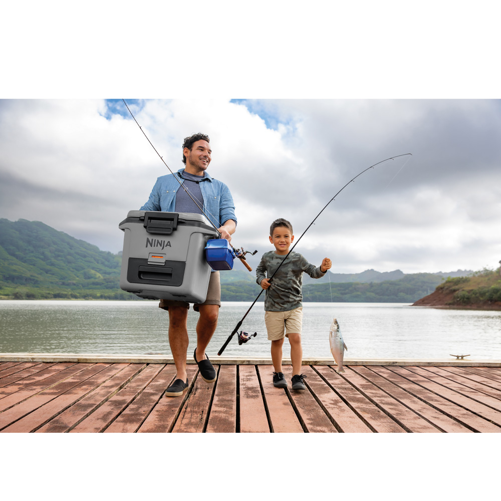 Фото 22 Термобокс NINJA FrostVault 28L Hard Cooler Slate Grey (FB131EUGY)