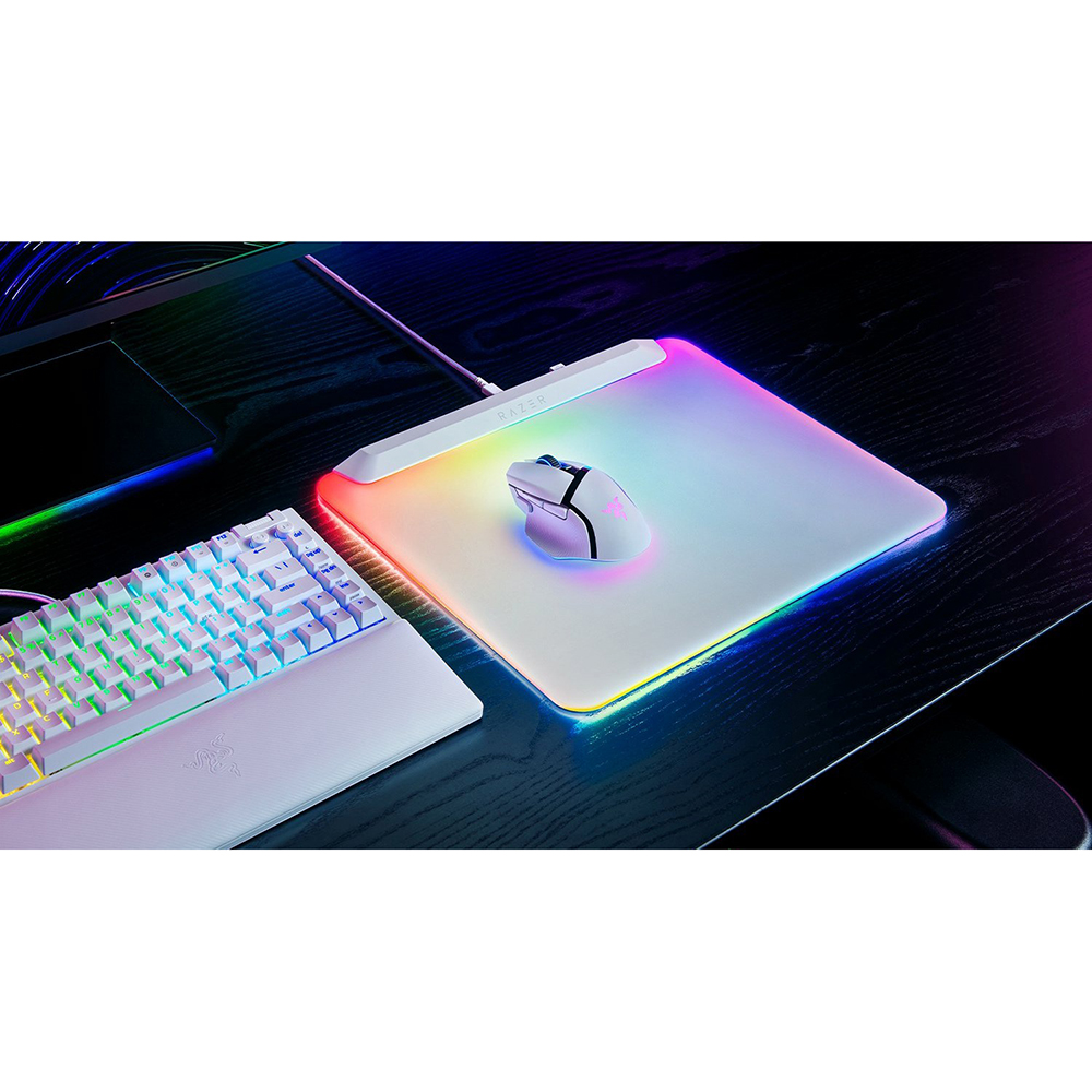 Внешний вид Коврик RAZER Firefly V2 Pro М RGB White (RZ02-04920200-R3M1)