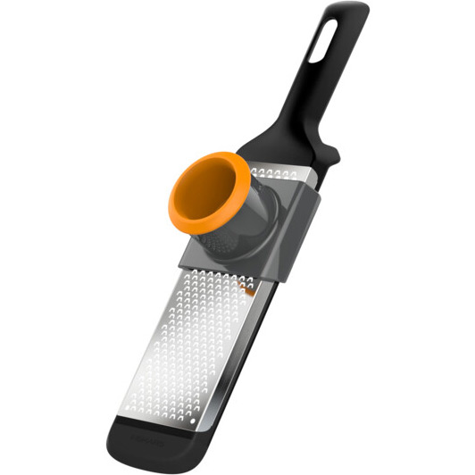Терка FISKARS Form (1014412) Материал рабочей части нержавеющая сталь