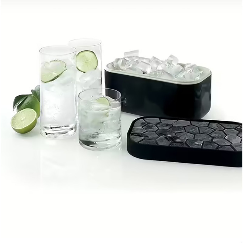 Коробка для льоду LEKUE Ice & Ice Trays (880247) Додатково Кількість отворів: 120; Можна мити в посудомийній машині