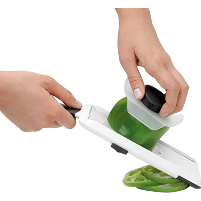 Овочерізка OXO Hand-Held (1119100) Матеріал робочої частини нержавіюча сталь