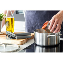 Открыватель для консерв и бутылок KITCHENAID Coreline 21 см Gray (KES199OHCGG)