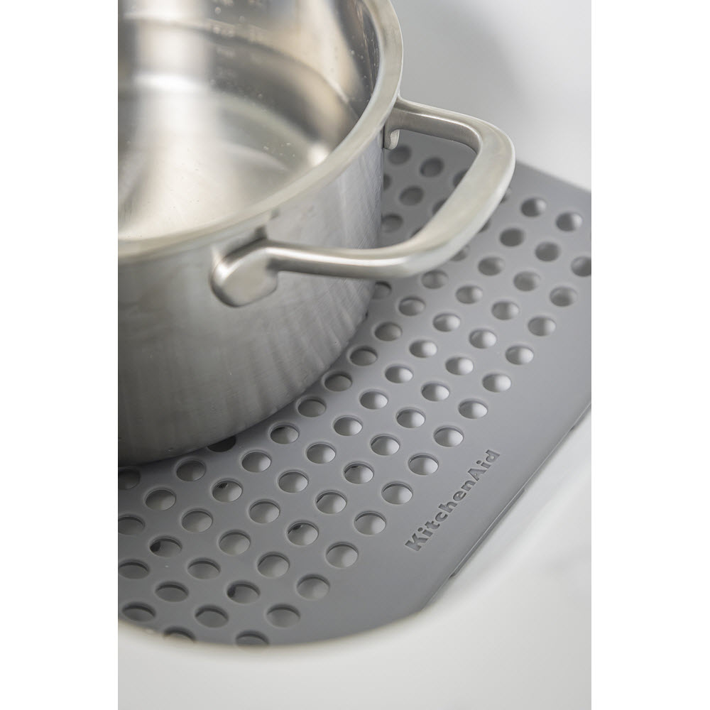 Фото 4 Коврик для сушки посуды KitchenAid Sinkware 29.5 х 34 см Серый (KEG877OHASA)