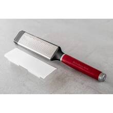 Тертка KitchenAid Coreline з чохлом 31,7 см Red (KAG321OHERE)