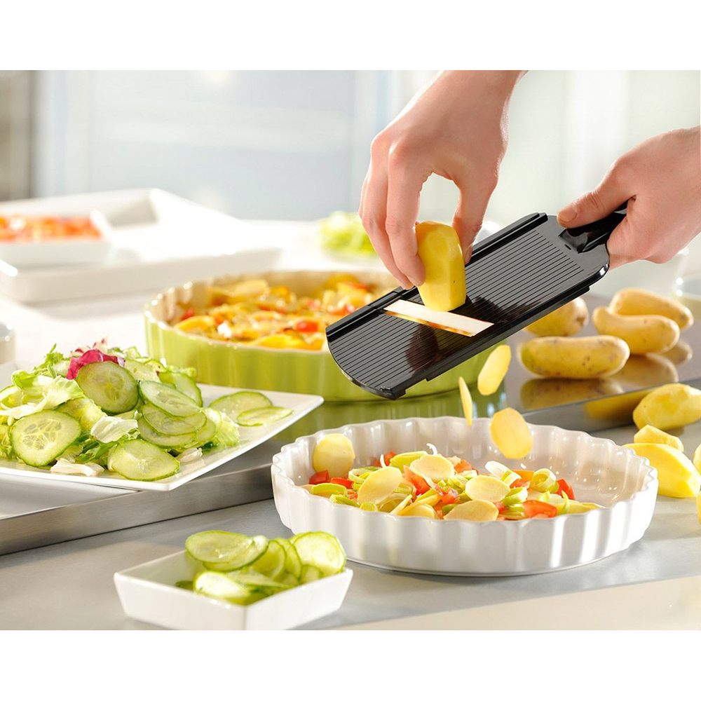 Шинківка GEFU Talio (50400) Додатково підходить для нарізування фруктів та овочів; не вбирає запахи; можна мити в посудомийних машин