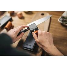 Точило FISKARS Premium (1058937)