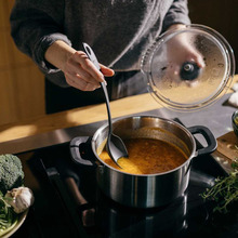 Ложка FISKARS Essential 29,5 см (1079057)