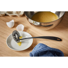 Венчик FISKARS Essential 35,5 см (1079061)