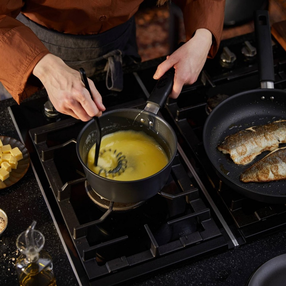 Фото 3 Венчик FISKARS Essential 35,5 см (1079061)