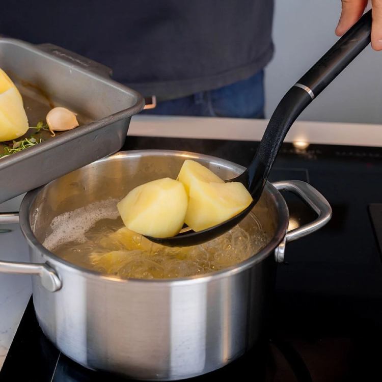 Ложка KITCHENAID Classic 34 см Black (KHH004OHOBEG) Матеріал робочої частини пластик/нейлон