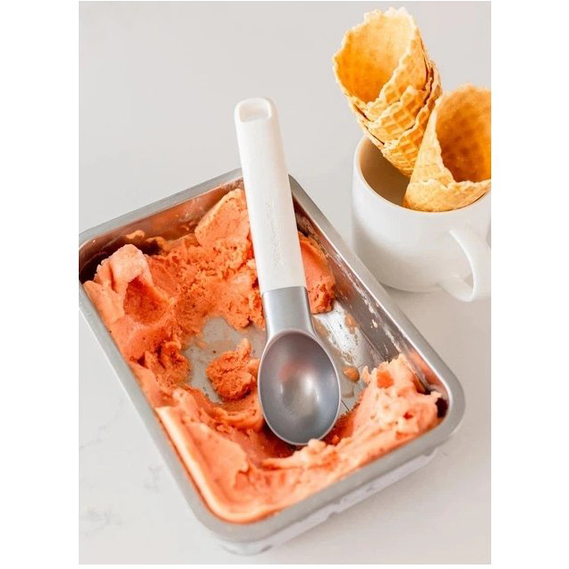 Фото 3 Ложка для мороженого KITCHENAID Classic 21,5 см white (KHA117OHPNG)