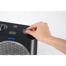 Тепловентилятор BLACK N DECKER BXSH2003E