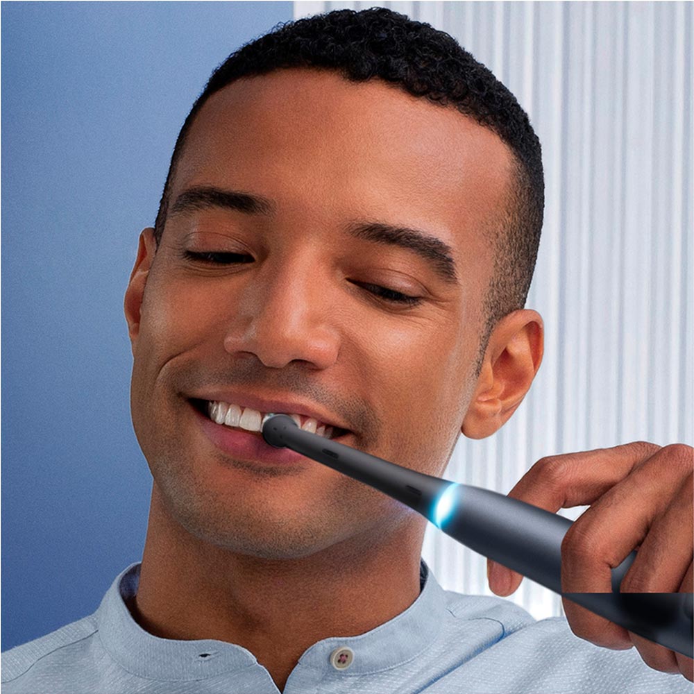 Замовити Електрична зубна щітка ORAL-B BRAUN iO Series 7 Black (4210201363026)