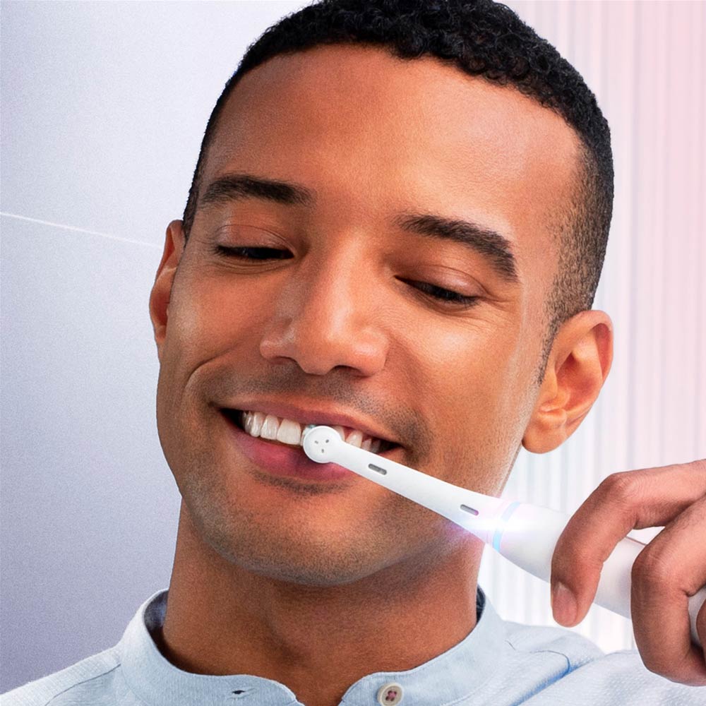 Зовнішній вигляд Насадки для зубної щітки ORAL-B BRAUN iO Gentle Care White 2 шт (4210201343646)