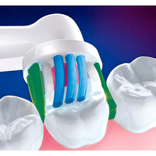 Набор насадок BRAUN для ORAL-B 3D White 2 шт (80347430)