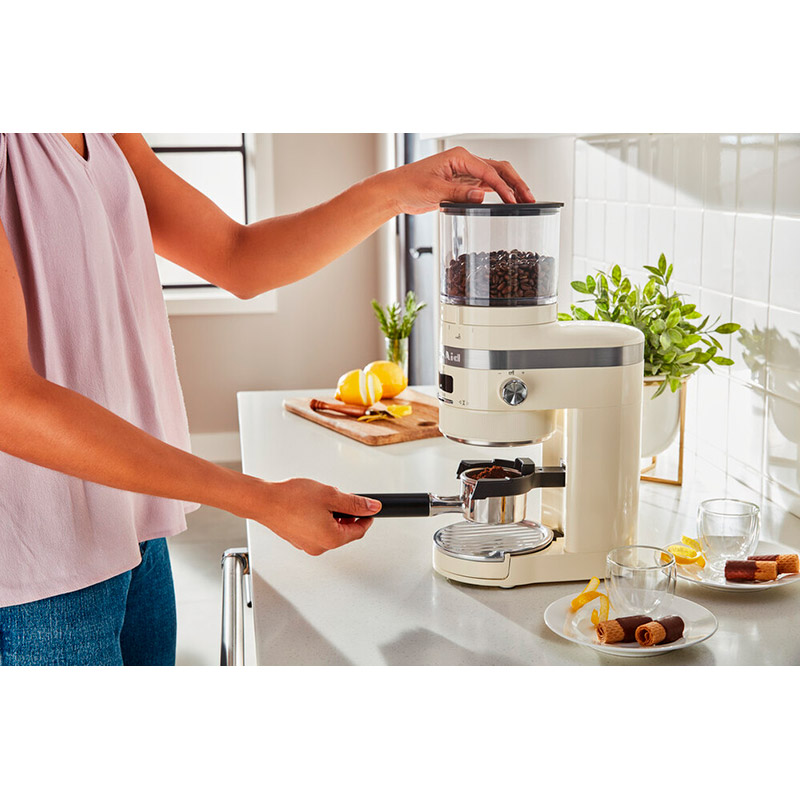 В интернет магазине Кофемолка KITCHENAID Artisan Beige (5KCG8433EAC)