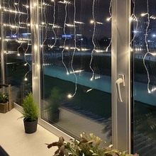 Светодиодная гирлянда COLORWAY Бахрома 3мx0.6м 100Led USB (CW-GF-100L36UWW)