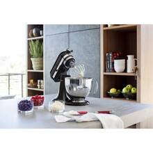 Кухонная машина KitchenAid Artisan 4,8 л black (5KSM125EOB)
