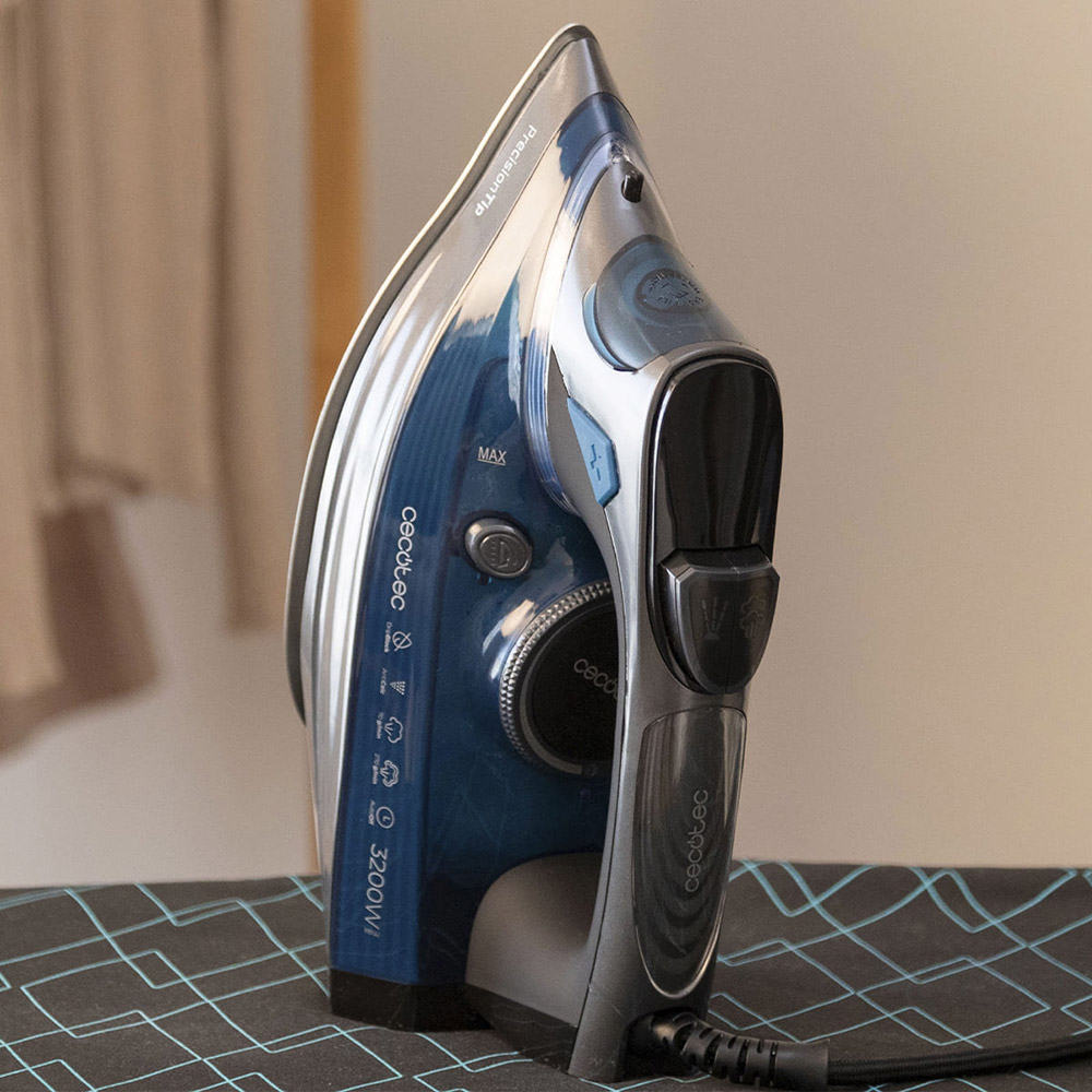 Утюг CECOTEC IronHero 3200 Smart Absolute (CCTC-01873) Материал подошвы алюминий