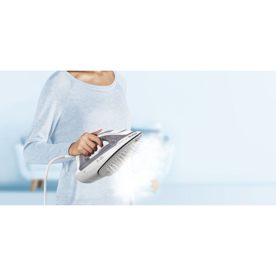 В Україні Праска TEFAL FV2C43E0