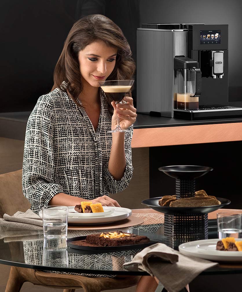 Кофемашина DELONGHI EPAM960.75.GLM ᐉ Купить по низкой цене в Украине •  Киев, Львов, Харьков, Днепр, Одесса, Запорожье, Ужгород – фото, отзывы,  характеристики в Фокстрот